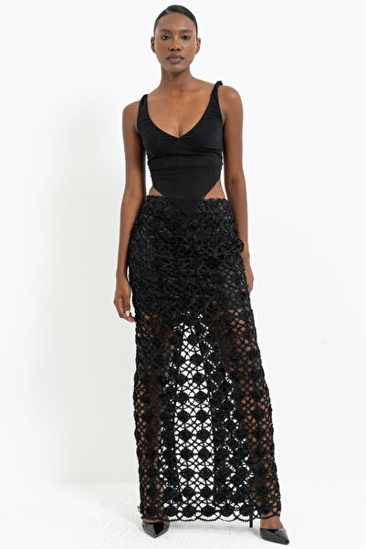 Kikiriki Siyah Arkası Yırtmaç Detaylı Astarlı File Etek