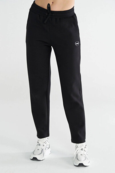 hummel بنطال رياضي أسود للنساء من Tech 932370-2001