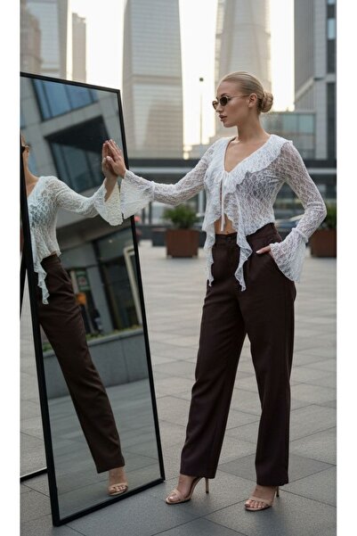 Lingeretta Yumuşak Dantel Şık Fırfırlı V Yaka Beyaz Bluz Büstiyer