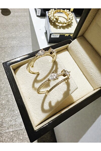 Mia Exclusive Seri Modern Günlük Zarif Işıltılı Altın Design Küpe