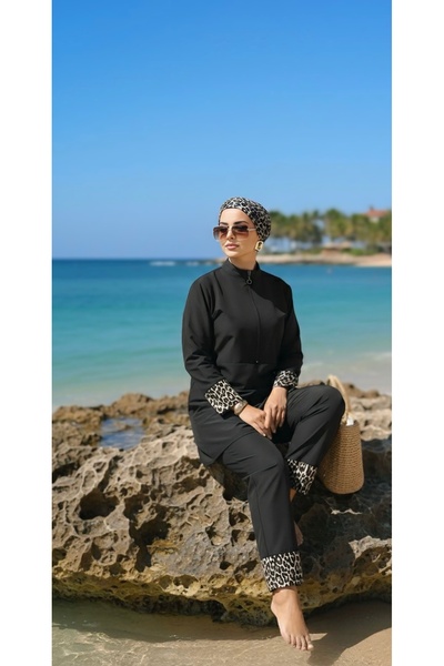 Vivezza Bone Gifted Model Leopard Paneled Hijab Swimsuit