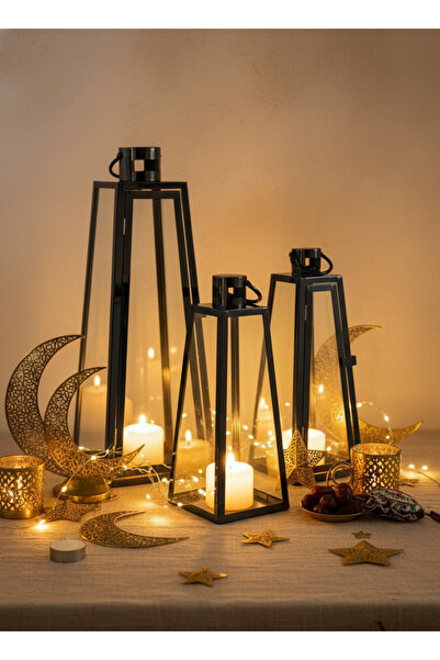 Living مجموعة من 3 فوانيس معدنية على شكل هرم - إضاءة أنيقة وأجواء ساحرة