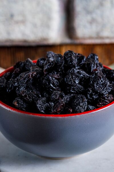 BEN GURME Kilis Karası Siyah Üzüm Çekirdekli Siyah Üzüm 250 Gram