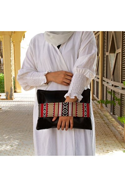 Abaya-AB Elegant and distinctive leather and suede pouch bags
