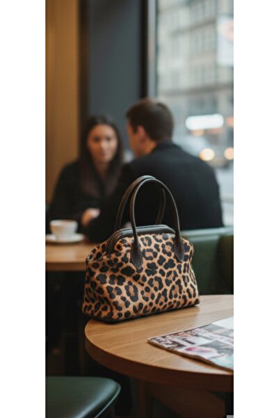 themoiss The Moiss Leopard Patterned Scholarship Handbag and Shoulder Bag with Spare Strap