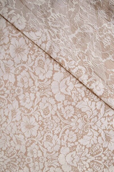 Barine Floral Jacquard Bedspread and Pillowcase Set