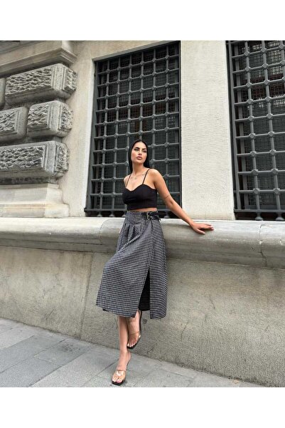 aytenli High Waist Half Belt Detailed Gipeli Front Openable Hidden Buttoned Slit Below Knee Plaid Skirt