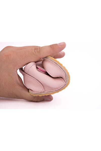 Angel Barefoot Smiley Boots Pink