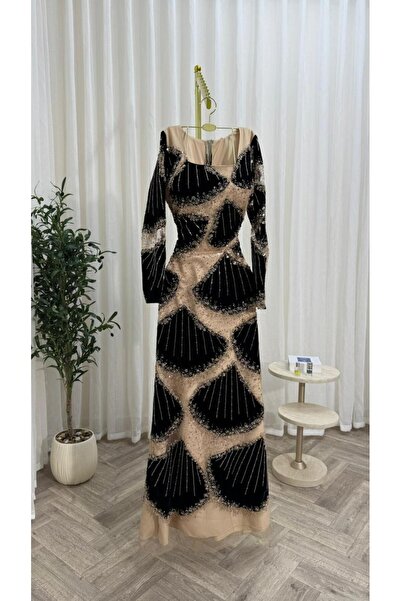 Heidi Tonight's Magic Dress