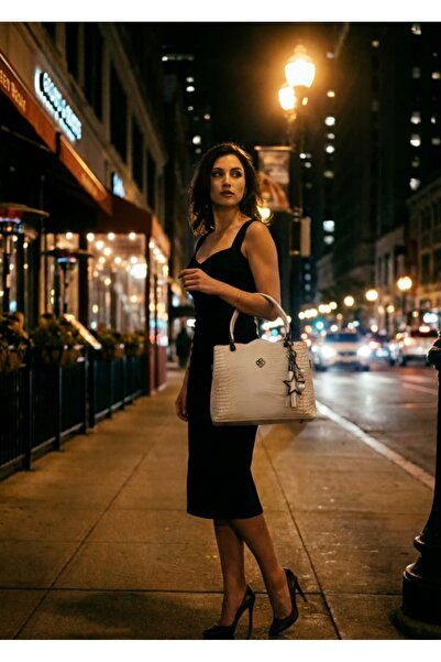 FLOMNIA Kadın Günlük Omuz Çantası | Modern Şık | Yılan Derisi Desen - Beyaz