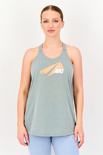 Nike Women Standard Fit Sleeveless Training Tank Top, Sage Green