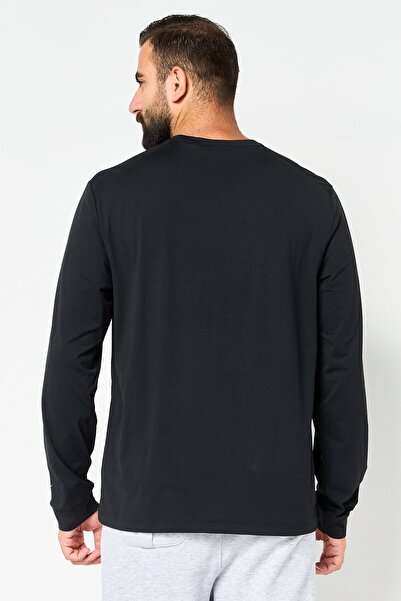 Nike Men Sportswear Fit Long Sleeve Running T-Shirt, Black