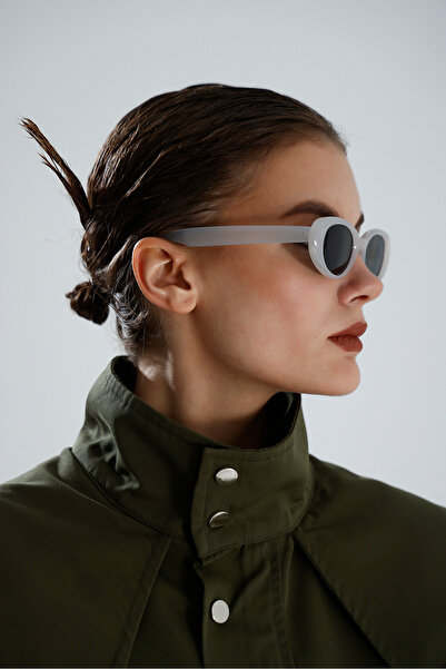 Off-White Güneş Gözlüğü 🕶️ | Şıklık ve Koruma Bir Arada