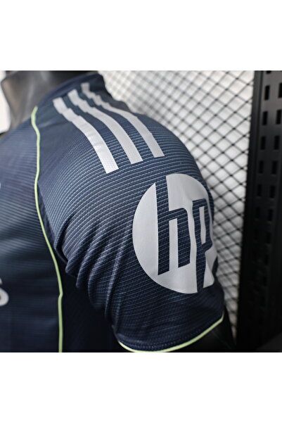 DM Real Madrid jersey, size 25-26