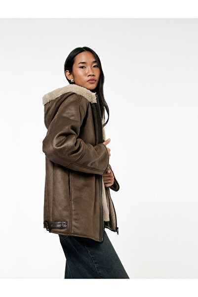 Koton Fermuarlı Uzun Kollu Cepli İçi Suni Kürklü Kapüşonlu Suni Süet Mont