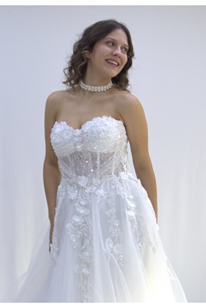 ÇİSEM MODA HELEN STRAPLEZ 3D ÇİÇEK DETAYLI A KESİM GELİNLİK