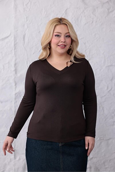 Siyezen Büyük Beden Yakası Gold Toka Likralı Bluz