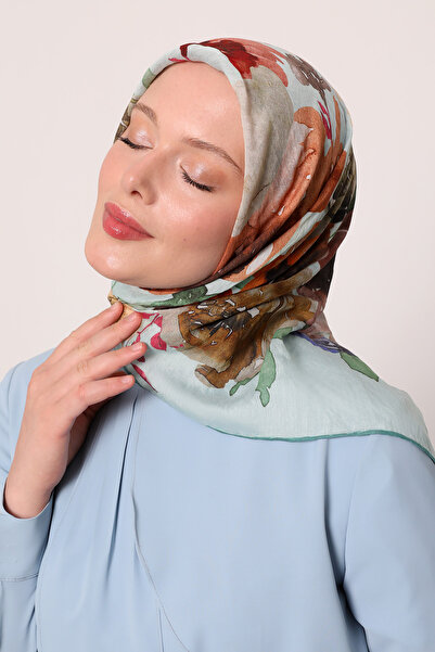 LuvenSara Dream Flower Pattern Summer Scarf