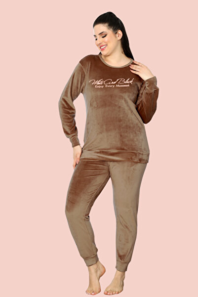 JENİKA French Velvet Soft Textured Printed Piece Women's Pajama Set – Cozy for Winter