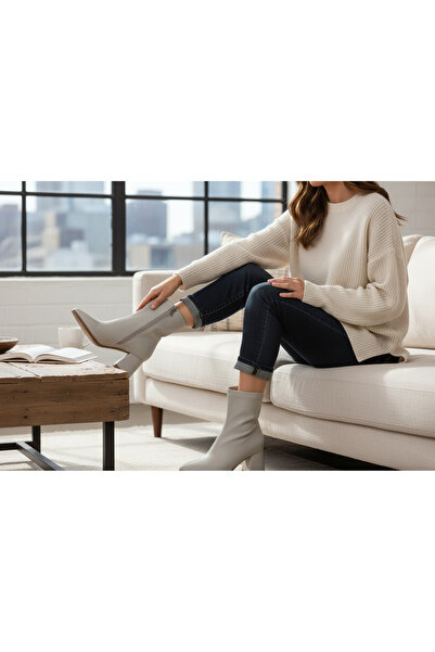 Zen Kadın Krem Renk Sivri Kalıp Bot & Bootie