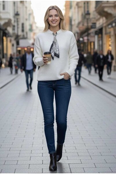 Alola سترة تريكو متوسطة الطول ذات ملمس ناعم وتفاصيل وشاح