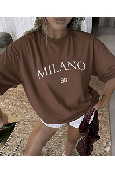 BW Bravely Wear تي شيرت ميلانو 96 مطبوع للنساء