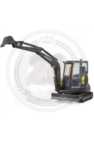 Bruder Excavator Volvo ECR40, 2465