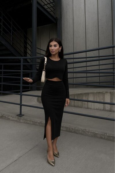 Wear Up Women's long sleeve crewneck short crop diver blouse with front Slit ...