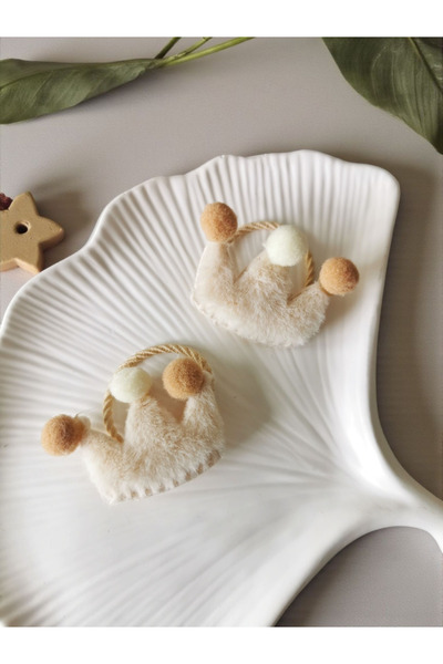 Halley Concept Cream Color Pompom Crown Elastic Children's Hair Clip