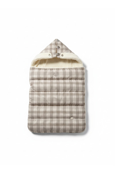 Baby shine Turkish winter blanket (Meds) with waterproof fur lining and checkered design, suitable for both genders.