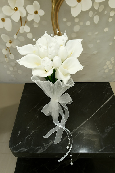 Bioren Top İncili ve İnci Saplı Islak Gala Çiçeği ve Lale'li Gelin Çiçeği Buk...