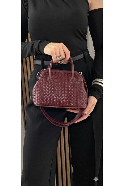 themoiss حقيبة يد وكتف نسائية محبوكة بلون بورجوندي مع حزام بديل