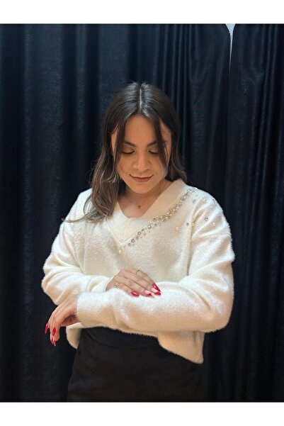 D LAVELLA Pearl Detailed Sweater