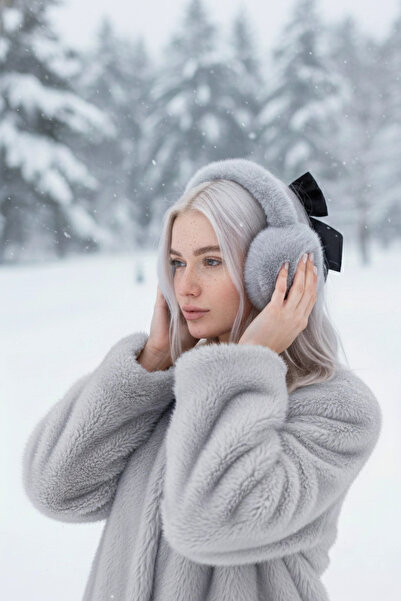 PRVT Kadın Gri Peluş Kulaklık – Yumuşak Kışlık Kulak Isıtıcı, Soğuk Geçirmez