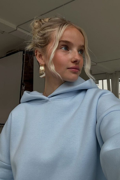 Le'sluette shadow of style Women's Plain Oversized Cut Hooded Baby Blue Sweatshirt