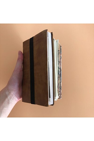 Choice نسخة طبق الأصل من مذكرات كأس إنديانا جونز مع رواسب ثمينة مخفية لمحبي الأفلام المتحمسين.