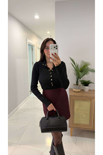 BİRCANÇİL Bluză cu detaliu cu nasturi negre Posti