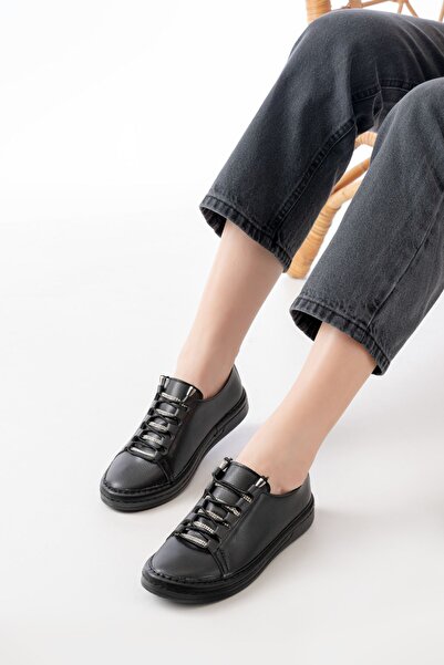 Zerenyus Zri̇n-9026 Premium Black Lace-Up Women's Sneaker with Stone Accessories