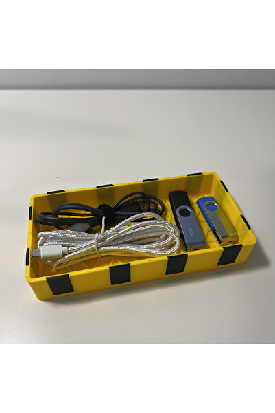 DECORADI Yellow magnetic modular tray, 9 x 18 cm, 3D printed from PLA