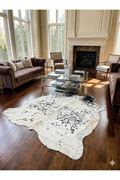 Wonder Fur Hakiki Dana Postu Halı – Doğal Siyah Beyaz
