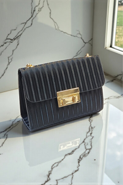 PAPATAY 4623 حقيبة نسائية صغيرة الحجم بحزام سلسلة وقفل أحادي العين وحزام للكتف