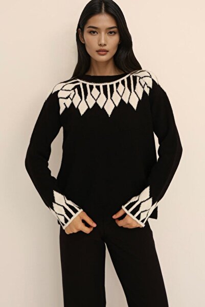 Trend Alaçatı Stili Kadın Siyah Yaka Ve Manşetleri Desenli Triko Kazak Alc-X1...