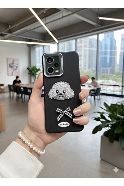 MustCase حافظة هاتف شاومي ريدمي نوت 12 برو 5G مطرزة بتصميم كلب البودل باللون الأسود - موديل فاخر مع تفاصيل فيونكة