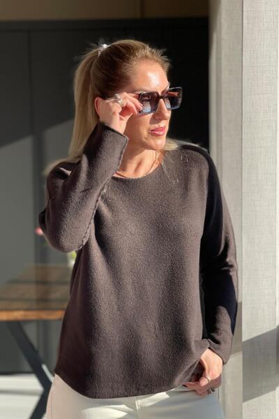 MİSLİNA BUTİK Yuvarlak Yaka Kahve Kazak