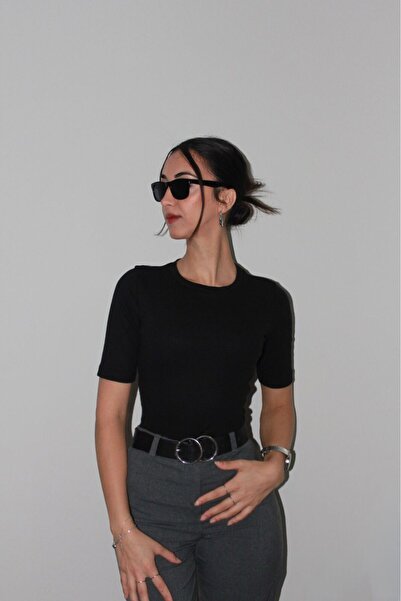 İsim Fashıon Siyah fitilli yarım kol bluz