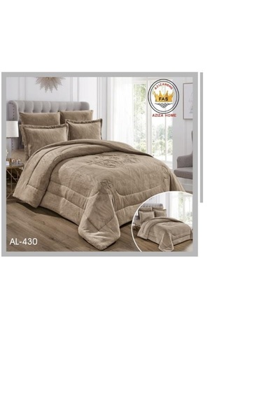 FABRIC Double bed velvet duvet set, 6 pieces, in a distinctive beige color wi...