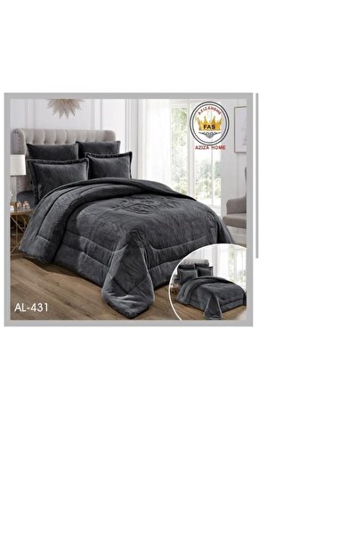 FABRIC A 6-piece velvet double bed quilt set in dark gray with a simple design that gives the bed a tidy and attractive look.