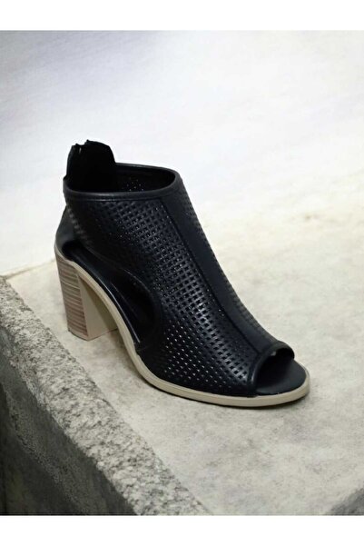 Mammamia 2680 Genuine Leather Patterned Thick Heeled Shoes with Back Zipper