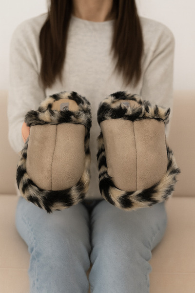 ALB TERLİK AYAKKABI SAN. TİC. LTD. ŞTİ. Women's Furry Leopard Detailed House ...