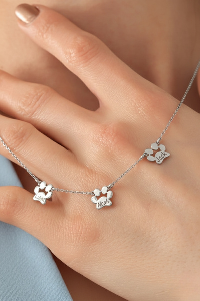 saramary 925 Ayar Gümüş Kişiselleştirilebilir Pati Detaylı 3 İsimli Gümüş Kolye